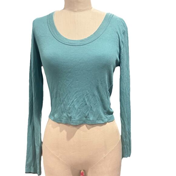 Universal Thread Tops - Universal Thread Women's Long Sleeve, Ribbed T-shirt, Green, Size Medium New